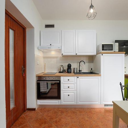 Studio Apartment Vrsar Exterior photo