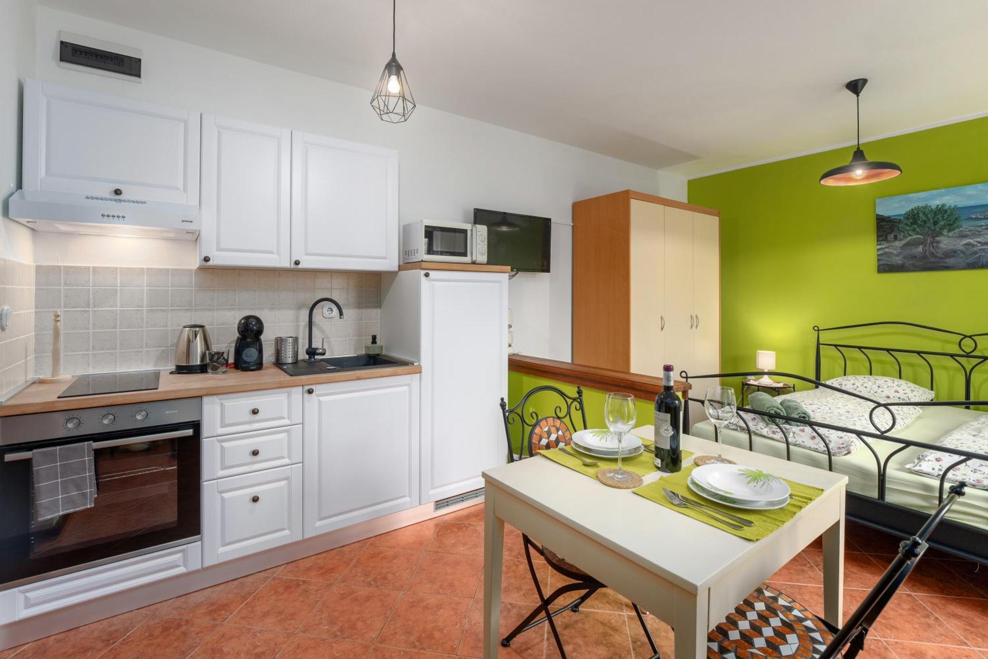 Studio Apartment Vrsar Exterior photo
